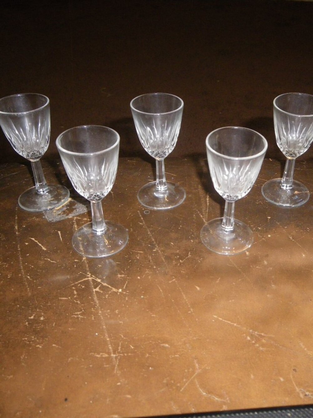 6 Vintage Small Cordial Wine Liquor Glasses 1 oz.
